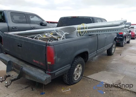 1994 GMC Sierra K1500 z USA, uszkodzony, nr VIN 2GTEK19K4R1520617